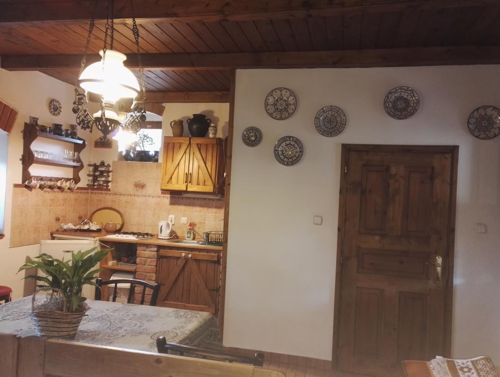 Acs Kuria Hotel Bodony Екстериор снимка